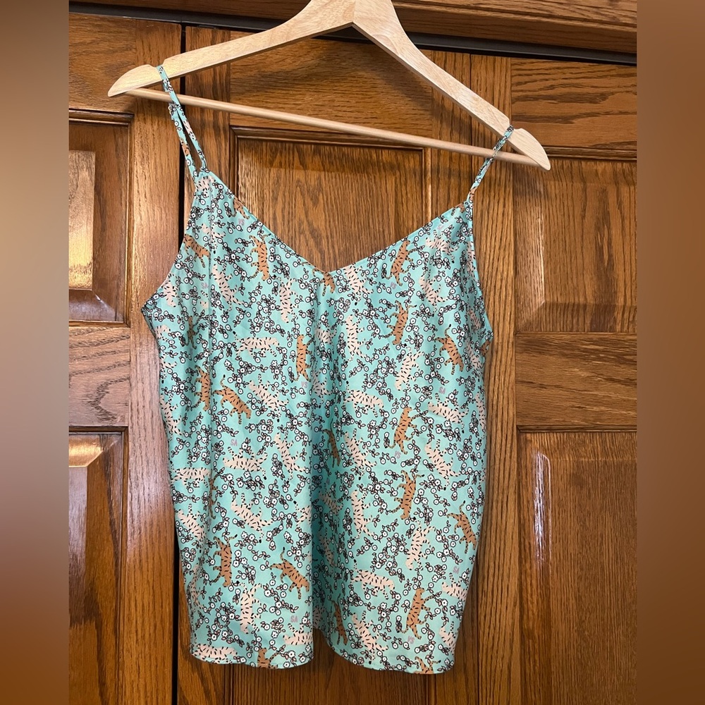 NWOT Victoria's Secret Silky Satin Tiger VS Logo Sleepshirt Size Medium